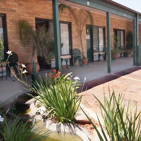 Ningana Motel Mudgee Buitenkant foto