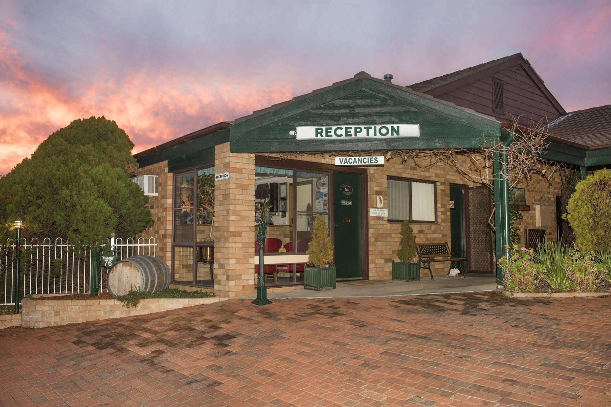 Ningana Motel Mudgee Buitenkant foto